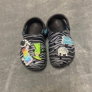 Ron English “Party Animals” Crocs Size 9 Toddlers Boys Girls
